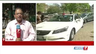 Two AIADMK camps fight for double leaf symbol : reporter update | News7 Tamil