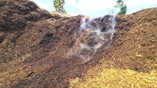 loading hot mulch