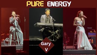 Gary V sings his hits