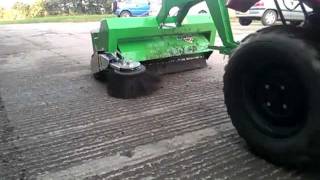 Rabaud towed \u0026 collecting sweeper 1000A.mp4