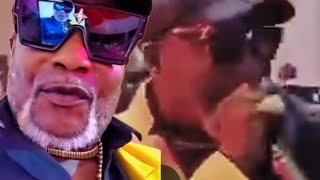 Koffi Olomide dit meilleurs vœux à partir du  Gabon 🇬🇦 à son concert cours des grands