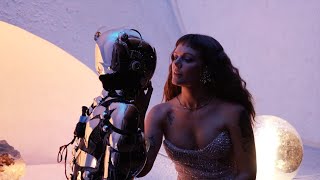 Tove Lo - No One Dies From Love (Behind the Scenes)