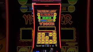 Holly POWERFUL JACKPOT On Million Dollar Slot