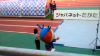 2013.5.26　試合終了のホイッスル待ちのヴィヴィくん