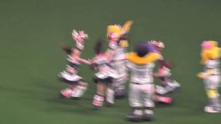 ドアラvsホッシーゾ　バク転対決　2011年7月9日　中日横浜戦