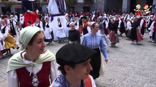 201504190304 XX  Dantzari Festa 2015ean Hernaniko plazan