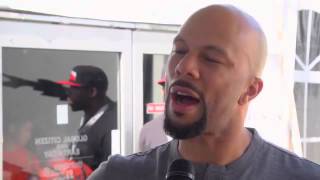 Yousef Erakat speak with Common at Global Citizen 2015 Earth Day
