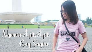 Eny Sagita - Ngamen Apik Apik | Dangdut (Official Music Video)