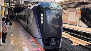 【特急あずさ12号】E353系ﾓﾄS102編成が立川駅3番線を発車するシーン（5012M）2023.9.10.10:30