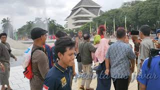 jalan jalan ke TMII bersama gus javar