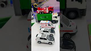 救急車のミニカー走る！緊急走行テスト。坂道走る☆Ambulance minicar runs in an emergency! Slope driving test