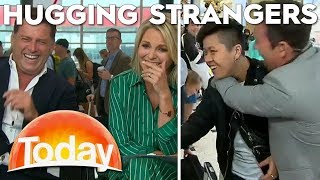 Steve Jacobs hugs strangers at the airport | TODAY Show Australia