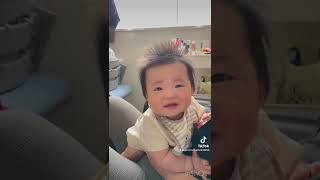 【生後8ヶ月】おしゃべりする赤ちゃん /  Baby talking to dad #shorts