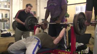 Bench - 147.5kg x 1 - 132.5kg x 5 - Dips 67.5kg x 3 - 19-11-2012