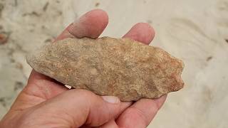 Found A Big Spear Point: Arrowhead Hunting