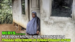 Miris‼️Nenek Tua Hidup Sebatang Kara Di Rumah Tua  Tanpa Listrik Pinggir Hutan