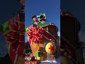 ディズニーランド・パリ　クリスマス　パレード 1