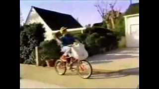 Paperboy - NES Commercial