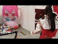 Reimu tries to bless the Fumos