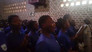 IJURU RIHOBERANYE N'ISI  by Innocent MUSABYIMANA /Chorale Stella Matutina (Umutambagiro)