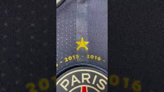 PSG : une étoile en forme de Tour Eiffel sur les maillots