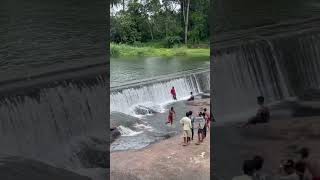 Thirparappu Water falls