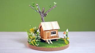 DIY - A mini cardboard house with garden and tree