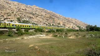 SRC WAP-4 Duronto Express mixes with Landscape!!!