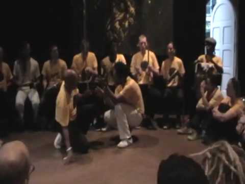 Capoeira Angola Mestre Laércio E Mestre Rosalvo Youtube Music
