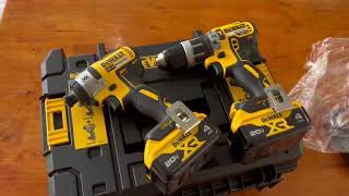 รีวิวแบบเห่อๆ DeWALT Combo ชุดสว่านกระแทก และไขควงกระแทกไร้สาย   DCK266M2T-B1