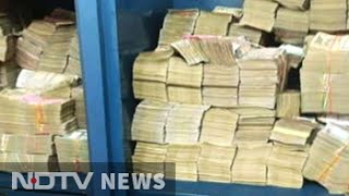 Five on the run after Rs 50 crore cash found in West Bengal