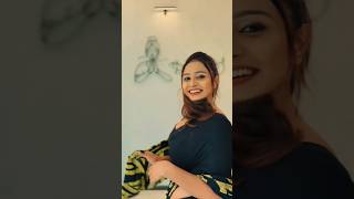 ඒ මුනේ තියන හිනාව#best#trending #viralvideo #tiktok #shortvideo#song #shrots #trending#viral#love