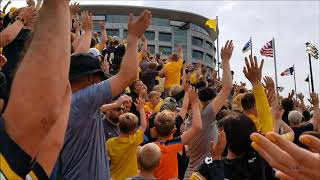 Hawkeye Fans Wave to UI Stead Family Children's Hospital