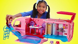 Wendy Pretend Play Jugar con Barbie Dream Camper Bus y Muñecas de Princesas Disney |  Juguetes niñas