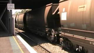 QRN 5003 works a QRN empty coal train with 5004 through maitland.