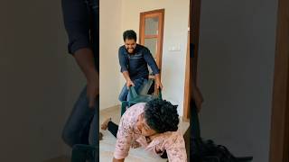 കുണ്ടി പോയാൽ എന്താ ഒരു കസേര കിട്ടിയല്ലോ..🤪 #comedy #trending #viralvideo #shorts