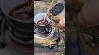 how to make pine pitch glue ! #primitive #glue #diy #howitsmade #tree #fyp