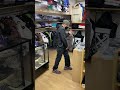 【ダンサーあるある】お店で流れてるbgmで踊る奴　　 dance ダンス あるある