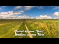 Your All enfolding Love.  -Sammenfattet i et Evig Øyeblikk-