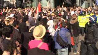 G20 protesters, police face off