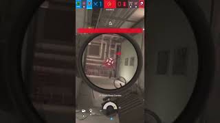 he scared me#gaming #rainbowsixsiege #twitchstreamer #viral #funnymoments