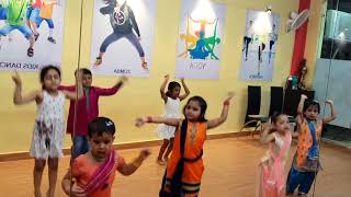 Junior kids Bollywood dance on Oh ho ho - hindi medium