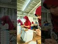 proses packing rokok kretek tercepat yg dilakukan wanita ini shorts