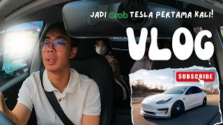 NGE GRAB MOBIL TESLA BUAT PERTAMA KALI NYA AKU JADI DRIVER TAKSI ONLINE !