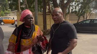 Regardez le magnifique geste de la légende Mike Tyson envers cette femme à Dakar…