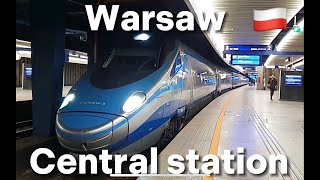 Walking through Warszawa Centralna station | 🇵🇱 Warsaw, Poland