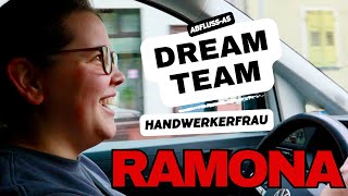 Frauen Power im Handwerk: Ramona von Abfluss-AS zeigt Teamgeist und Lernbereitschaft!