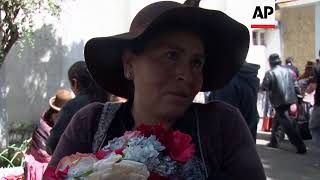 Bolivians decorate skulls to honour their dead