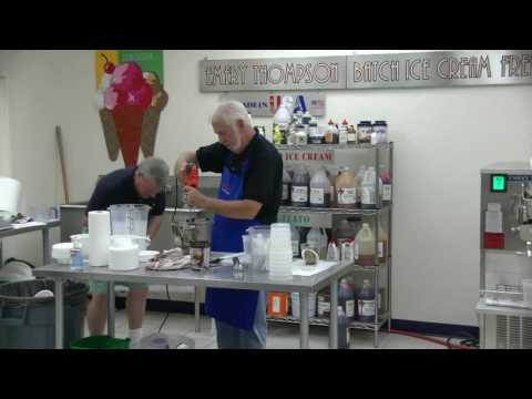 How to Make Classic Vanilla Fudge Ice Cream How to Make Classic Vanilla Fudge Ice Cream