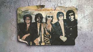 The Traveling WIlburys - Heading For The Light (Official Visualizer)